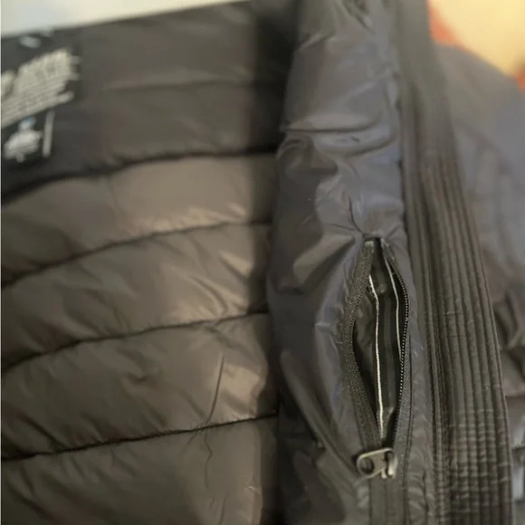 KUHL’s  Women's black SPYFIRE -Black hoody  Puffer Jacket- NEW - Picture 8 of 12